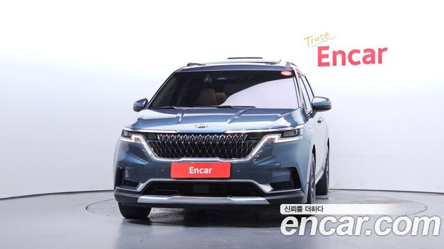 Kia Canival 2021 — photo 3