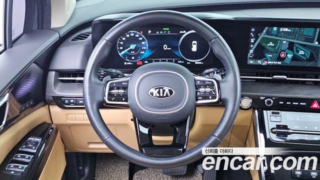 Kia Canival 2021 — photo 19
