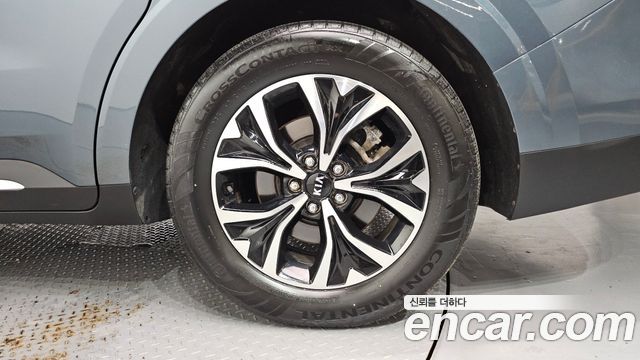 Kia Canival 2021 — photo 7