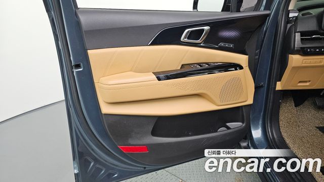 Kia Canival 2021 — photo 14