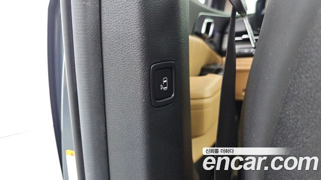 Kia Canival 2021 — photo 27