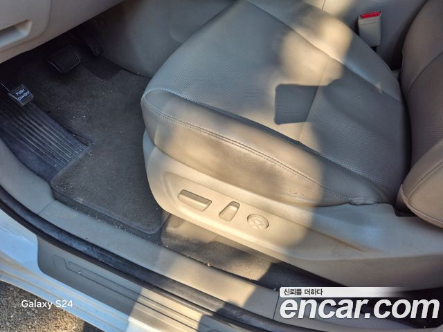Kia Canival 2018 — photo 13