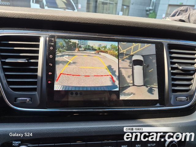 Kia Canival 2018 — photo 16
