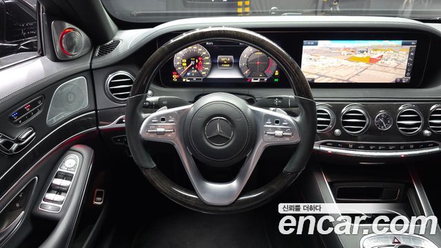 Mercedes-Benz S-Class 2019 — photo 13