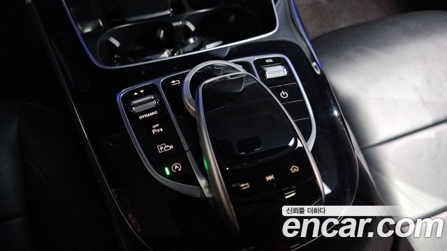 Mercedes-Benz E-Class 2018 — photo 17