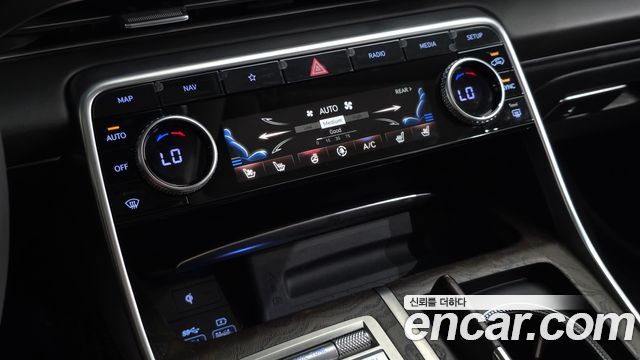 Genesis GV80 2021 — photo 18