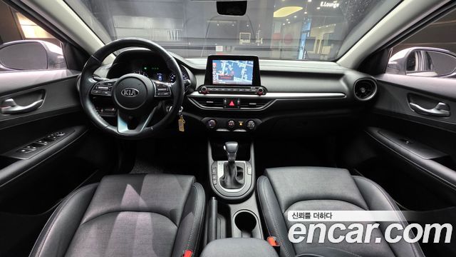 Kia K3 2019 — photo 7