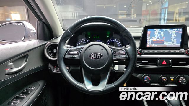 Kia K3 2019 — photo 15