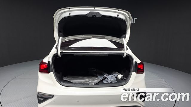 Kia K3 2019 — photo 20