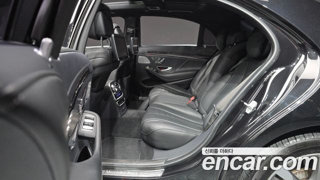 Mercedes-Benz S-Class 2016 — photo 18