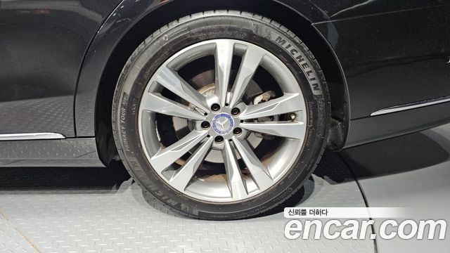 Mercedes-Benz S-Class 2016 — photo 7
