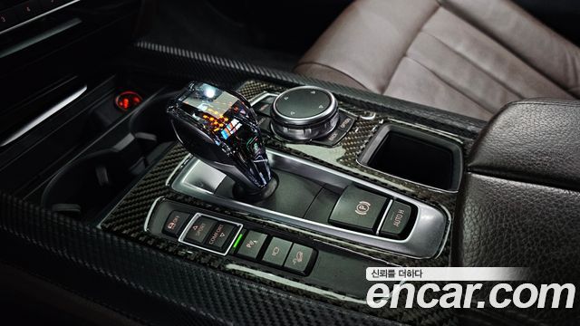 BMW X5 2016 — photo 9