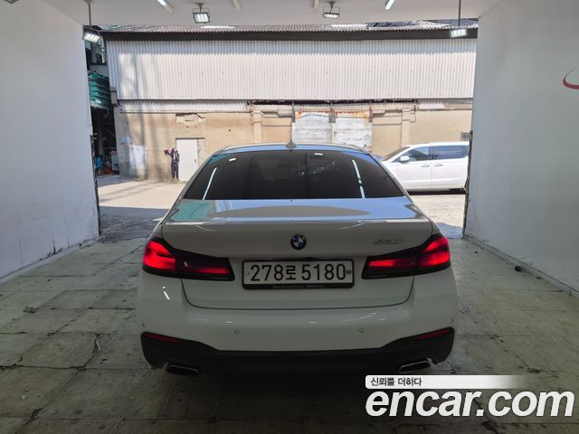 BMW 5-Series 2021 — photo 4