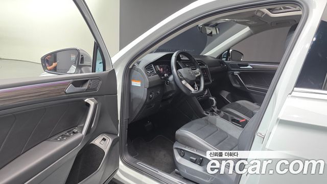 Volkswagen Tiguan 2024 — photo 13