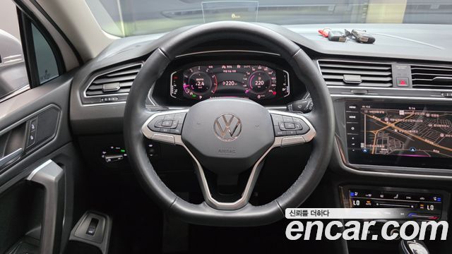 Volkswagen Tiguan 2024 — photo 18