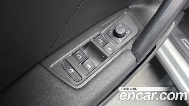 Volkswagen Tiguan 2024 — photo 19
