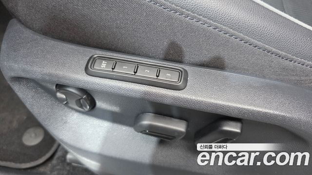 Volkswagen Tiguan 2024 — photo 23