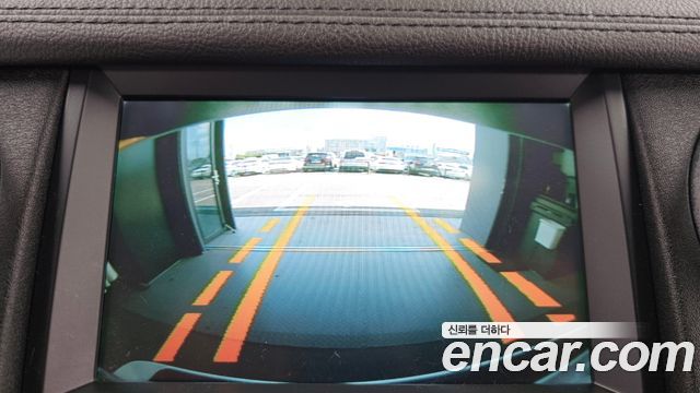 Land Rover Discovery 2013 — photo 15