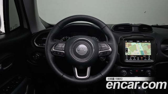 Jeep Renegade 2022 — photo 20