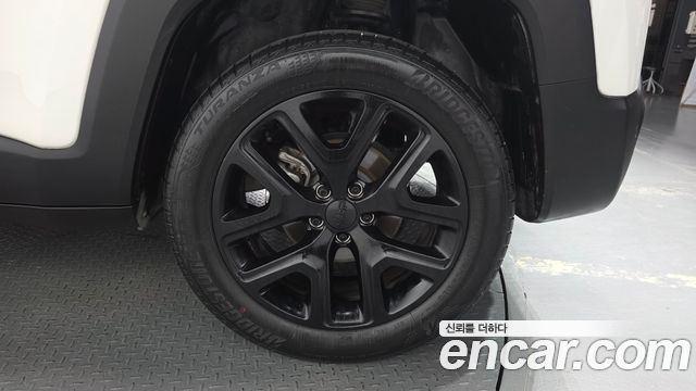 Jeep Renegade 2022 — photo 7