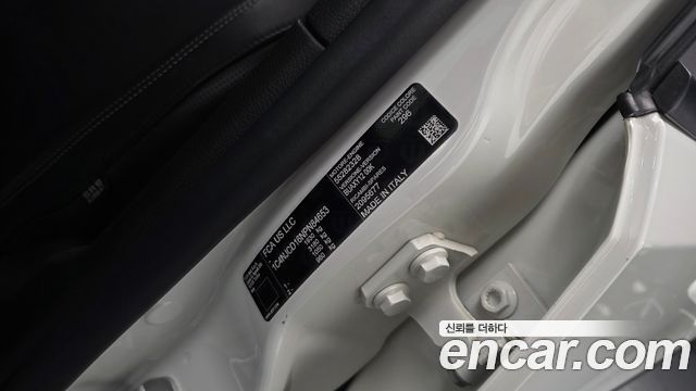Jeep Renegade 2022 — photo 29