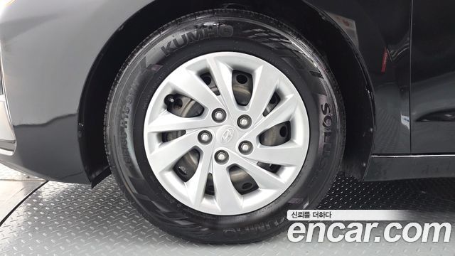Hyundai AVANTE 2019 — photo 5