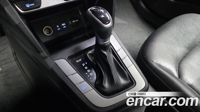 Hyundai AVANTE 2019 — photo 9