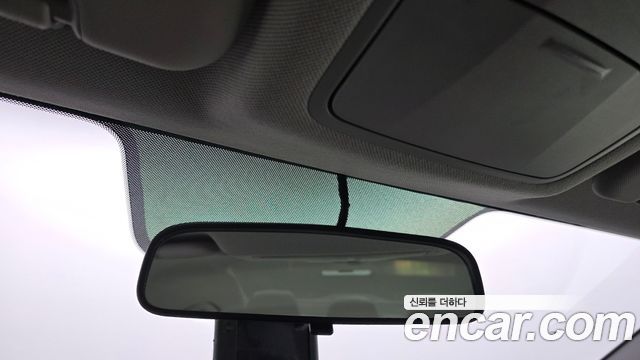 Hyundai AVANTE 2019 — photo 19