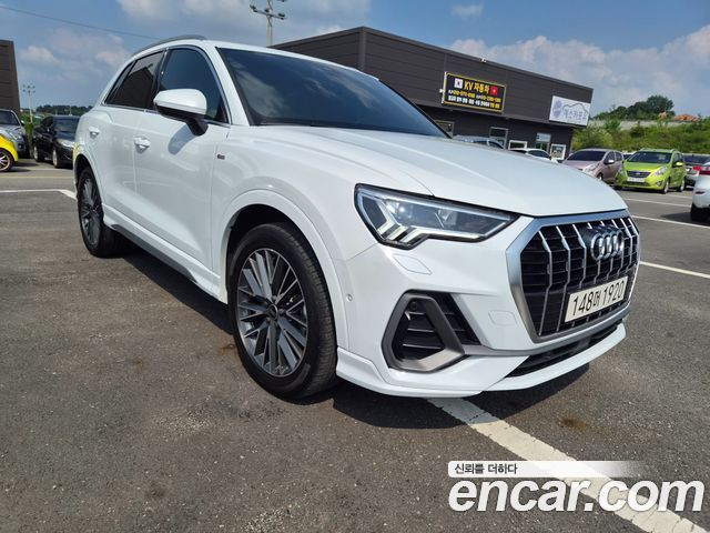 Audi Q3 2022 — photo 3