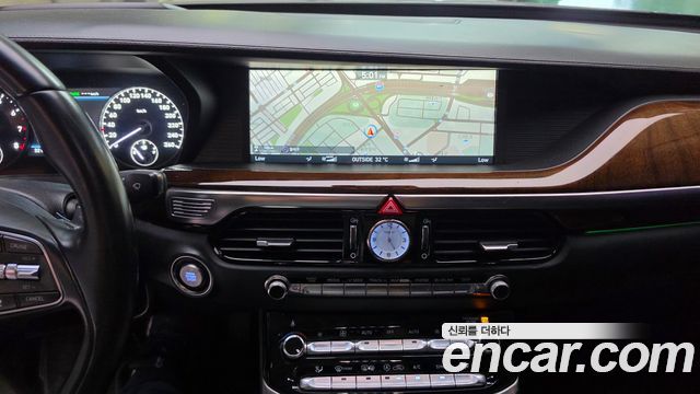 Genesis EQ900 2018 — photo 14
