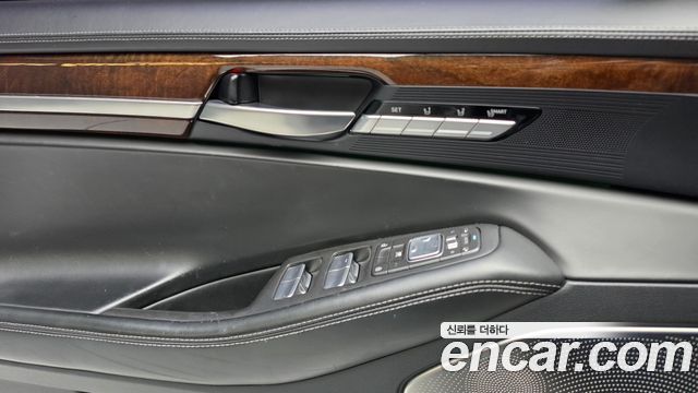 Genesis EQ900 2018 — photo 19