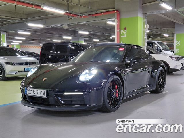 Porsche 911 2023 — photo 1