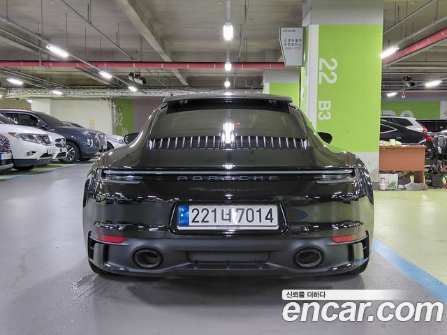 Porsche 911 2023 — photo 4