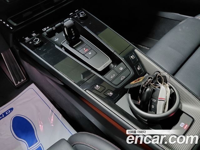 Porsche 911 2023 — photo 11