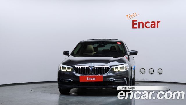 BMW 5-Series 2020 — photo 3