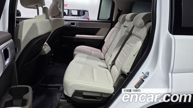 Hyundai Santafe 2024 — photo 17
