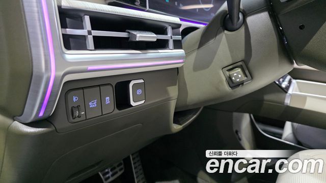 Hyundai Santafe 2024 — photo 18