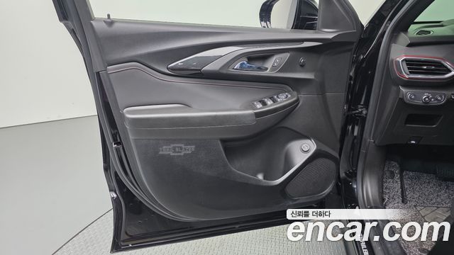 Chevrolet Korea Trailblazer 2023 — photo 14