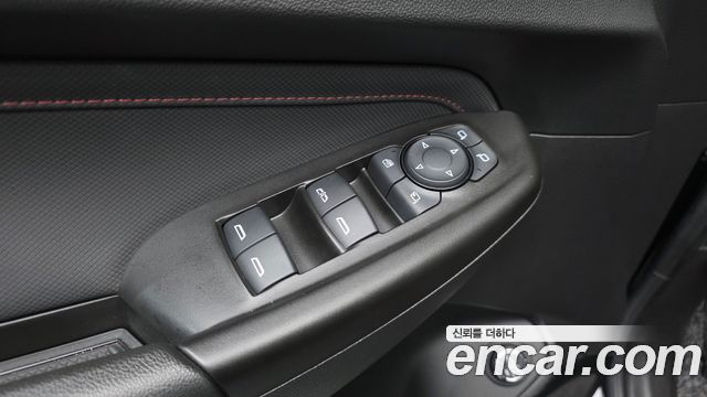 Chevrolet Korea Trailblazer 2023 — photo 35
