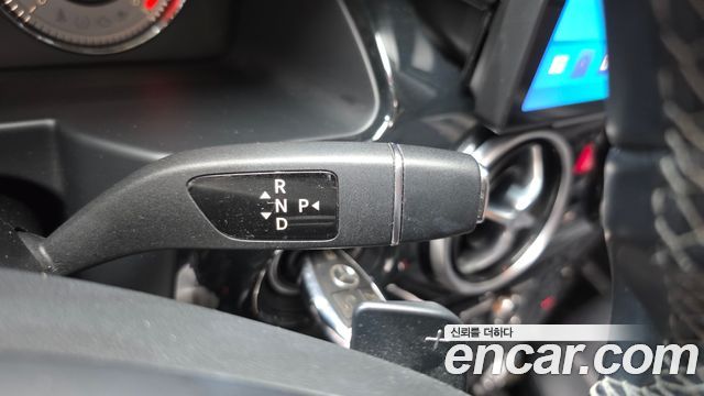Mercedes-Benz GLK-Class 2014 — photo 9
