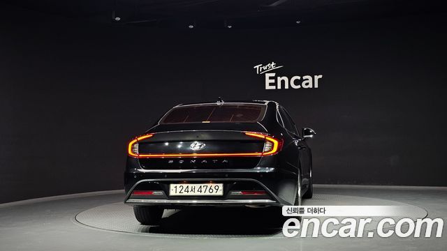 Hyundai Sonata 2021 — photo 4