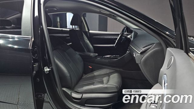 Hyundai Sonata 2021 — photo 10