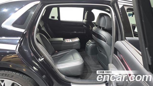 Genesis G90 2022 — photo 18