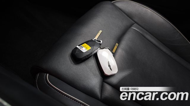 Genesis G90 2022 — photo 24