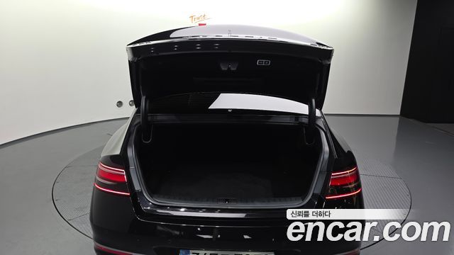 Genesis G90 2022 — photo 26