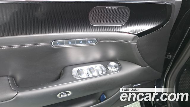 Genesis G90 2022 — photo 33