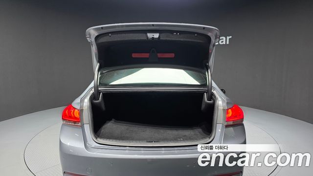 Hyundai Genesis 2016 — photo 20