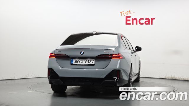 BMW 5-Series 2026 — photo 4