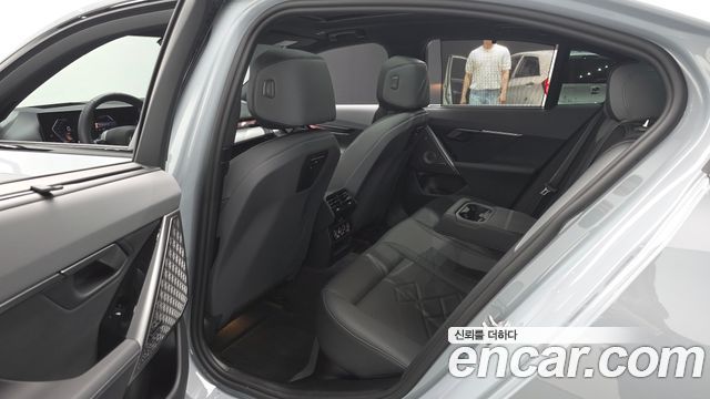 BMW 5-Series 2026 — photo 17