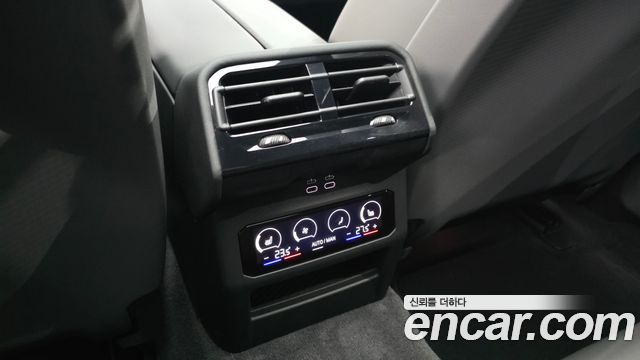 BMW 5-Series 2026 — photo 28